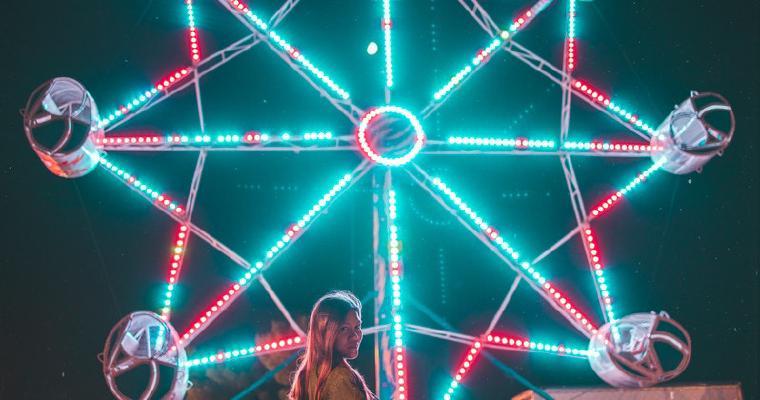 Colourful ferris wheel